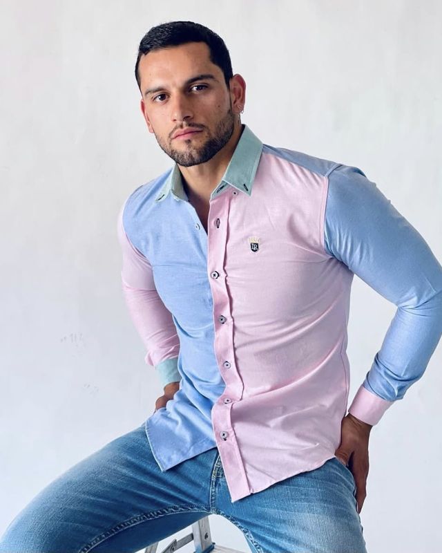 Cliente de Balthus con su camisa